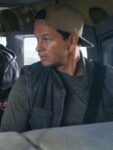 Flight-Risk-2024-Mark-Wahlberg-Blue-Vest